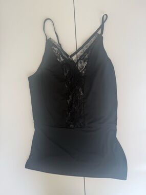 VENUS Black Lace Camisole with V-Neck Detailing